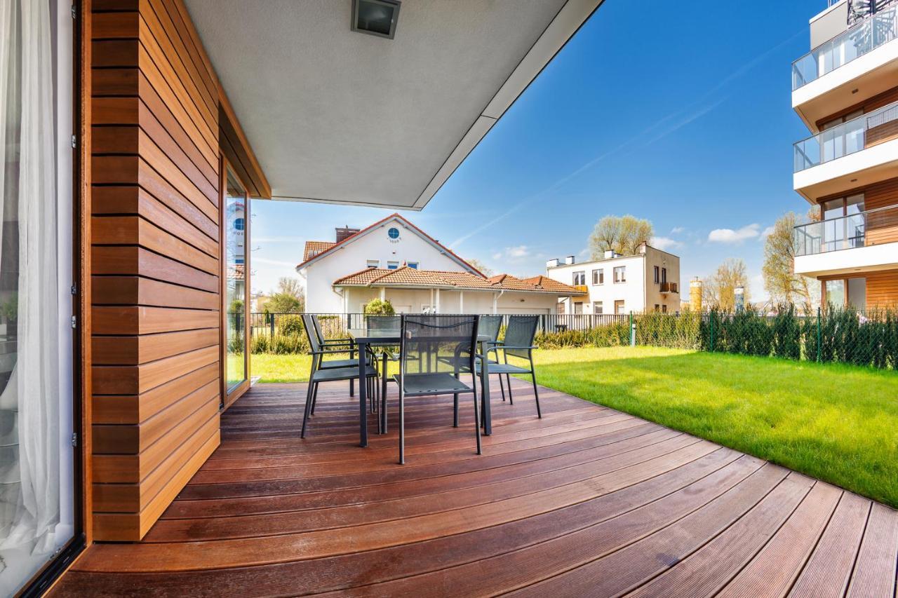 Luxury Long Island Suite Гданьск Экстерьер фото