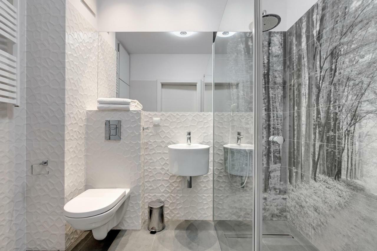 Luxury Long Island Suite Гданьск Экстерьер фото
